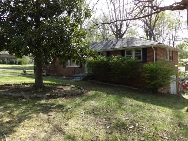 307 Cedarview Dr, Dickson, TN 37055
