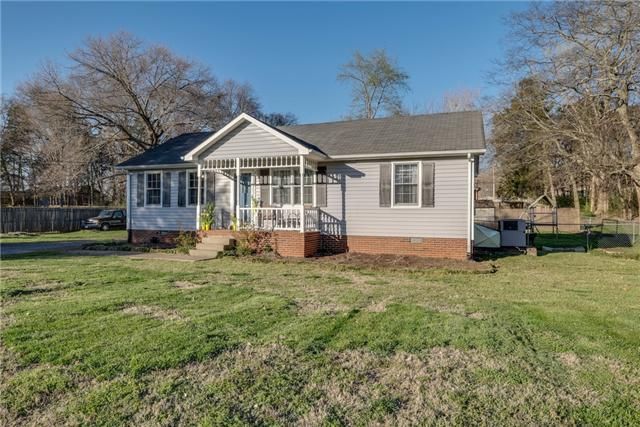 401 Breckinridge Dr, Smyrna, TN 37167