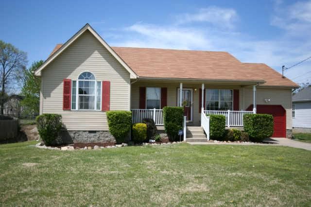 222 Heritage Cir E, La Vergne, TN 37086