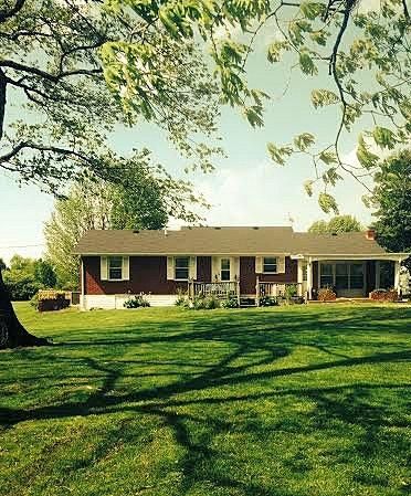 237 Wheeler Rd, Cottontown, TN 37048