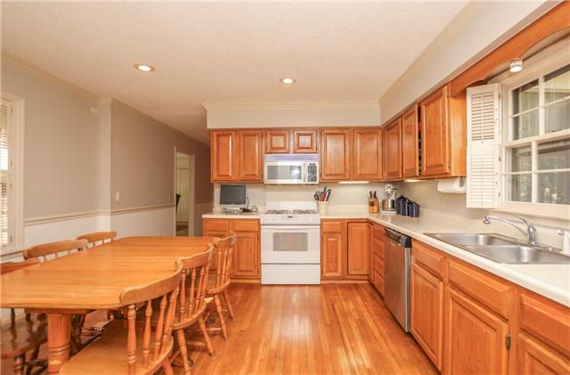 2518 Montclair Ave, Murfreesboro, TN 37129