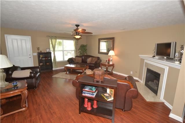 184 Sophie Dr, Antioch, TN 37013