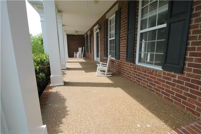 1007 Vincent Dr, Franklin, TN 37067