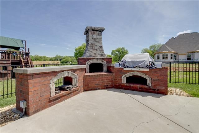 1027 Kingman Ave, Murfreesboro, TN 37129