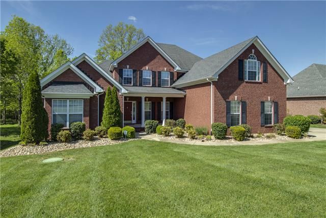 315 Eclipse Dr, Murfreesboro, TN 37128