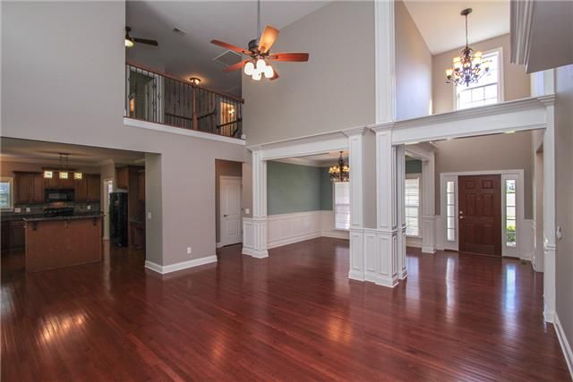 315 Eclipse Dr, Murfreesboro, TN 37128