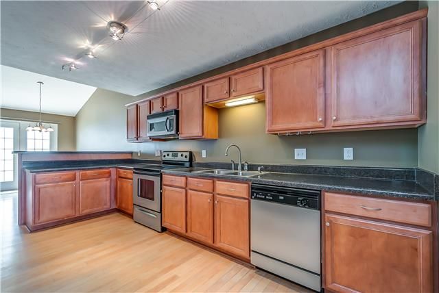 934 Sitting Bull Xing, Murfreesboro, TN 37128