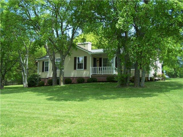 1201 Creekside Dr, Nolensville, TN 37135