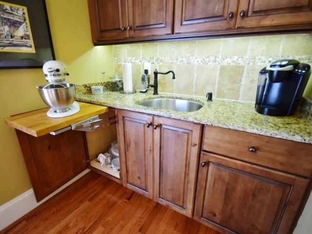 1803 Turfland Dr, Murfreesboro, TN 37127