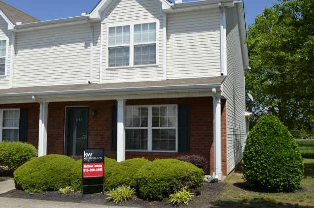 3047 London View Dr, Murfreesboro, TN 37128