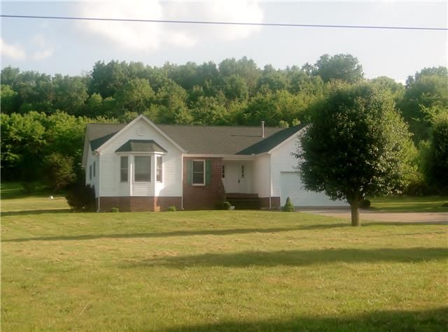 1364 Callis Rd, Lebanon, TN 37090