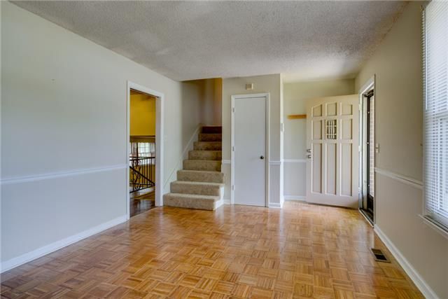 4910 Barella Dr, Antioch, TN 37013