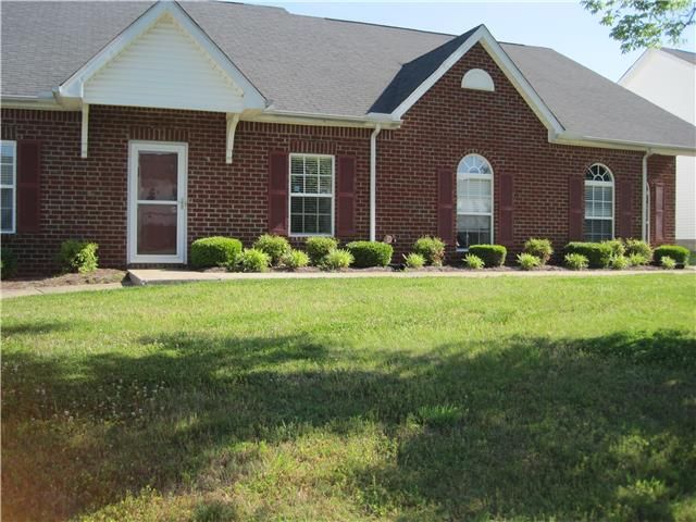 1025 Briggs Ln, Spring Hill, TN 37174
