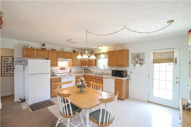 1150 Littleton Ranch Rd, Castalian Springs, TN 37031