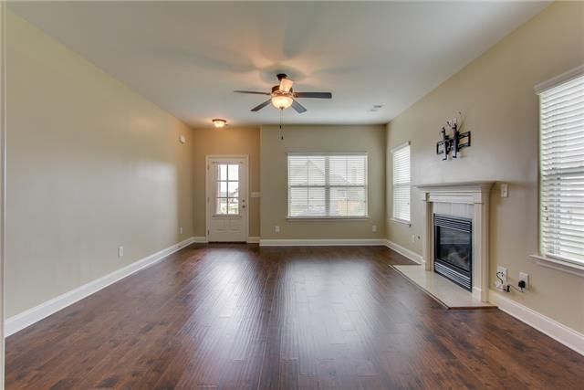 1021 Achiever Cir, Spring Hill, TN 37174