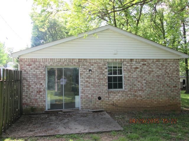 108 Five Oaks Dr, Nashville, TN 37217