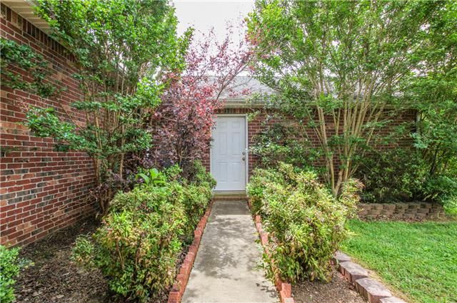 217 Four Season Dr, Murfreesboro, TN 37129