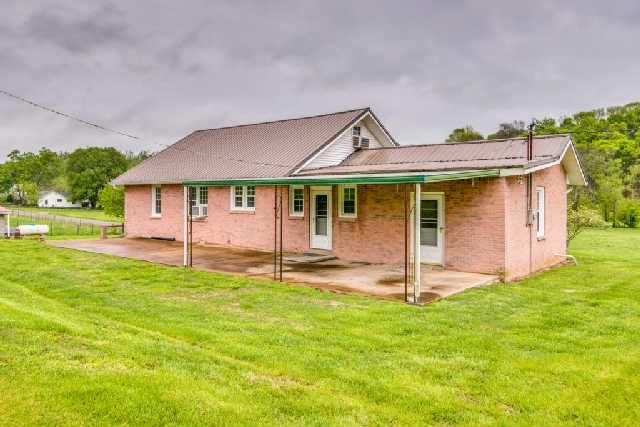 380 Piney Rd, Dickson, TN 37055