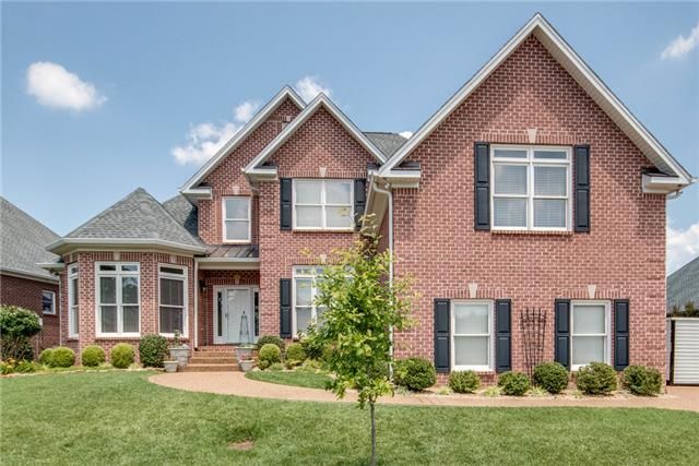 1816 Kaylee Meadow Ln, Hermitage, TN 37076