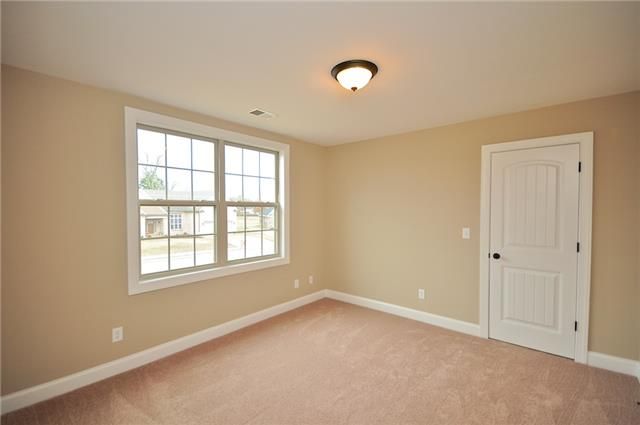 5134 Bumblebee Dr, Murfreesboro, TN 37129