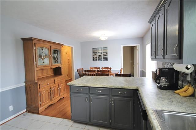 215 Saint Pauls Ln, Smyrna, TN 37167