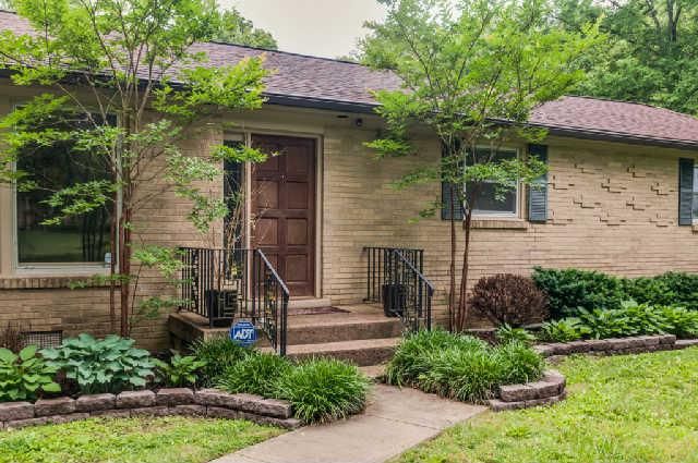 749 West Meade Dr, Nashville, TN 37205
