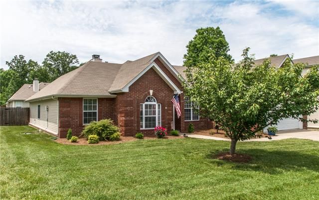 415 Foster Dr, White House, TN 37188