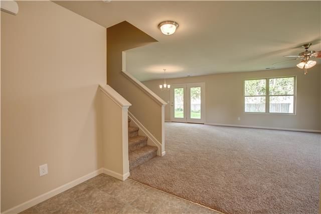 1232 Oxford Village Cove L25, Columbia, TN 38401
