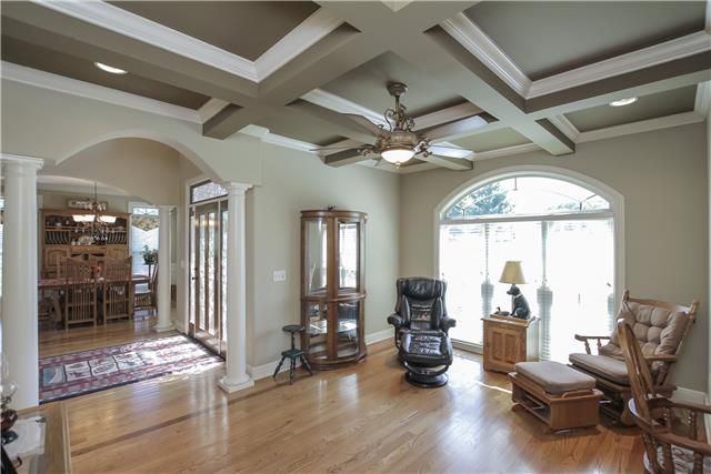 314 Denise Cir, White House, TN 37188