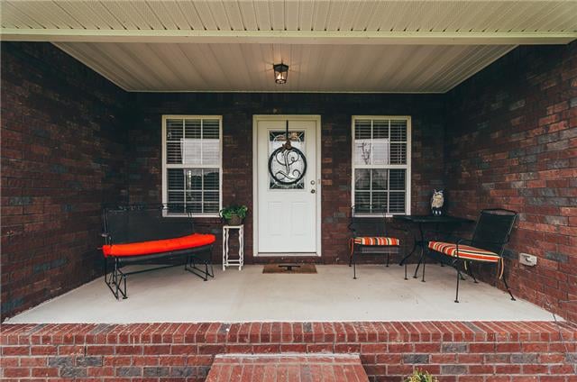 1006 Spire Way, Castalian Springs, TN 37031