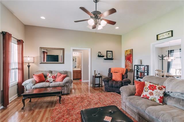 1006 Spire Way, Castalian Springs, TN 37031
