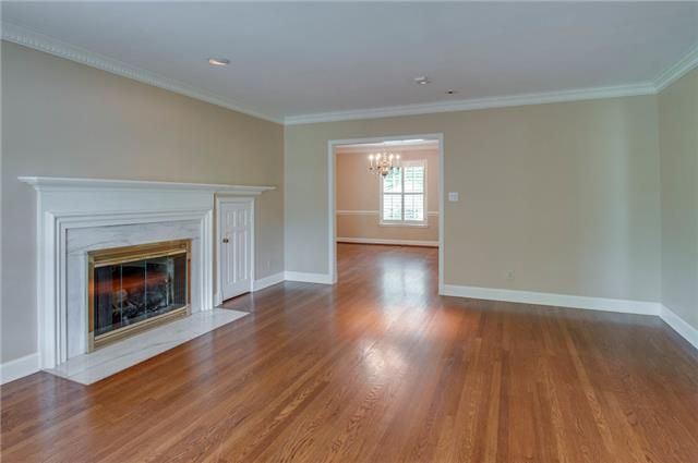 923 Van Leer Dr, Nashville, TN 37220