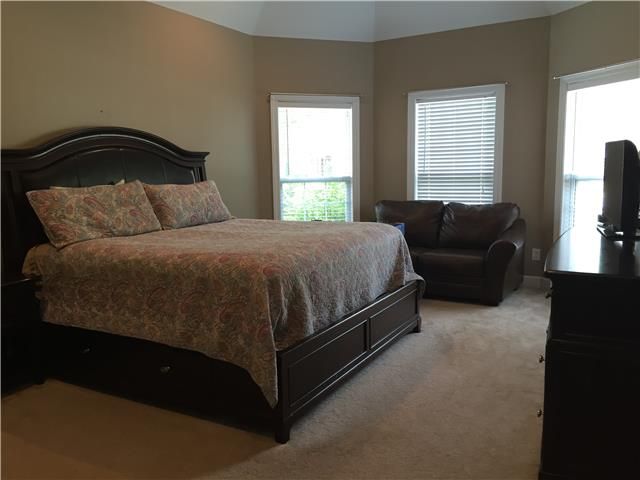 2217 Oakside Ct, Murfreesboro, TN 37128