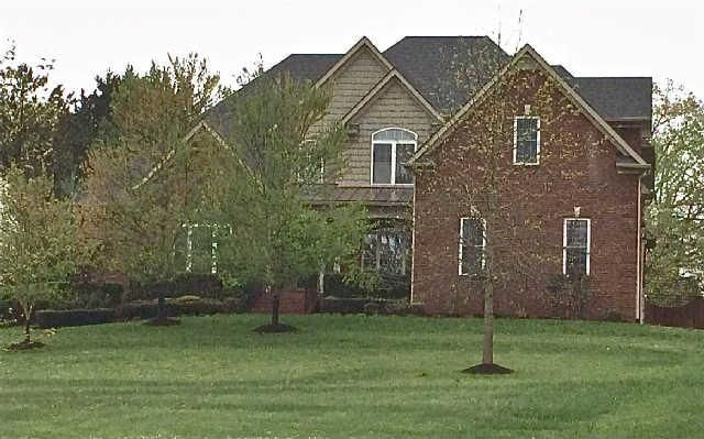 3579 Sanford Dr, Murfreesboro, TN 37130