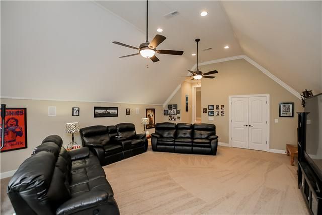 1994 Brisbane Dr, Spring Hill, TN 37174