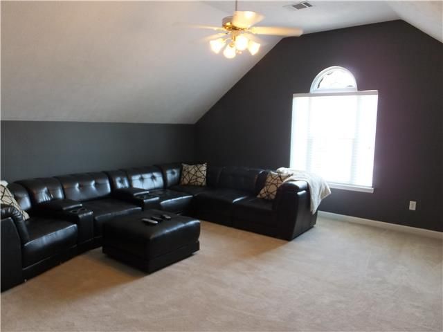 1311 Chapmans Ct, Spring Hill, TN 37174