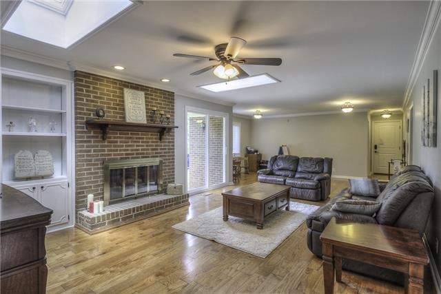 2217 Red Fox Ct, Murfreesboro, TN 37129