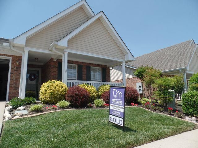 634 Village Green Cir, Murfreesboro, TN 37128