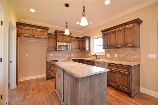16 Bridgeport Way #204, Mount Juliet, TN 37122