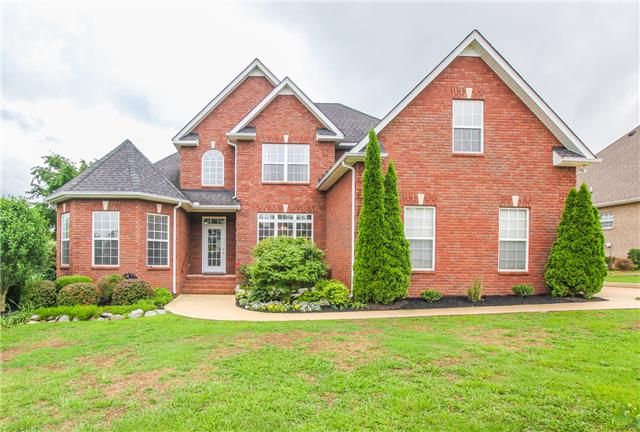 1513 Glenridge Dr, Murfreesboro, TN 37128