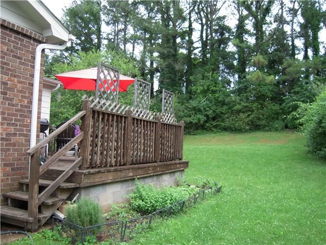 105 Castle Ct, Franklin, TN 37064