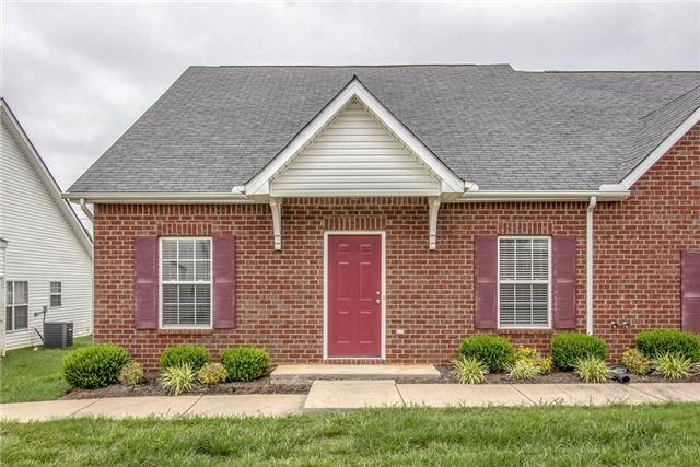 1012 Briggs Ln, Spring Hill, TN 37174