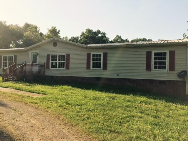3023 Ross Rd, Columbia, TN 38401