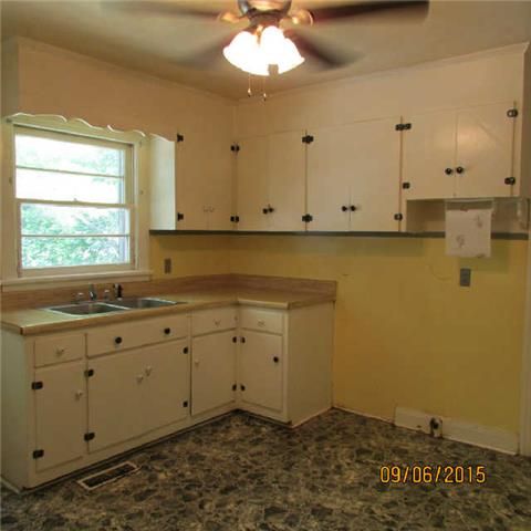 1418 Williamsport Pike, Columbia, TN 38401