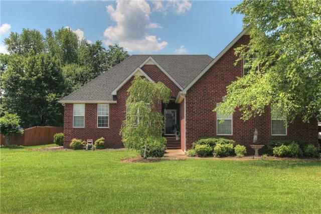 305 Dunroe Ct, Murfreesboro, TN 37128