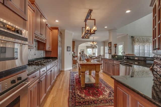 1730 Twelve Oaks Ln, Murfreesboro, TN 37127
