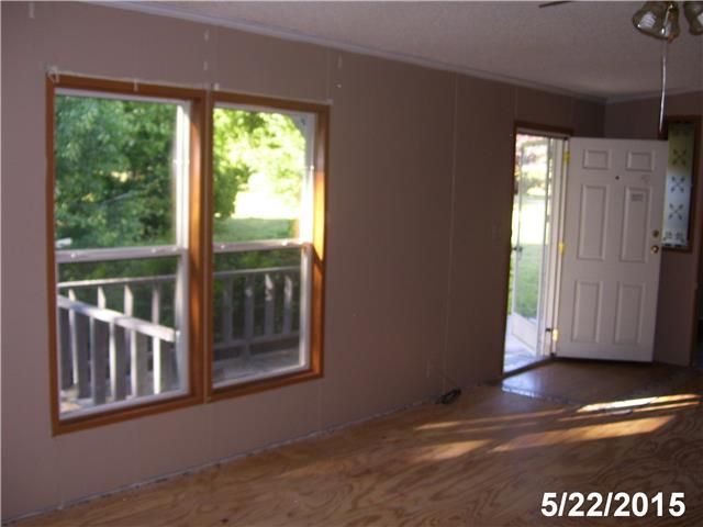 4506 Highway 47 E, White Bluff, TN 37187