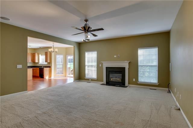 4004 Lattigo Ct, Spring Hill, TN 37174