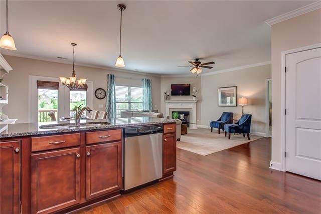 228 Irvine Ln, Franklin, TN 37064