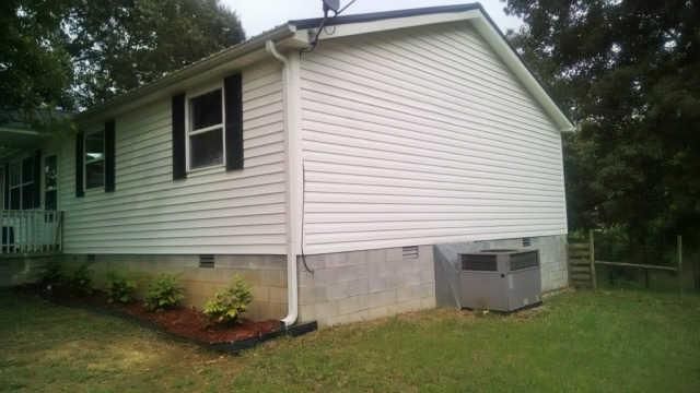 3385 Maxey Rd, Cedar Hill, TN 37032